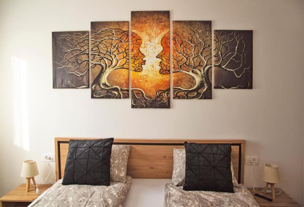 5 Dream Apartment 5 Cu Parcare Privata Oradea Exteriör bild